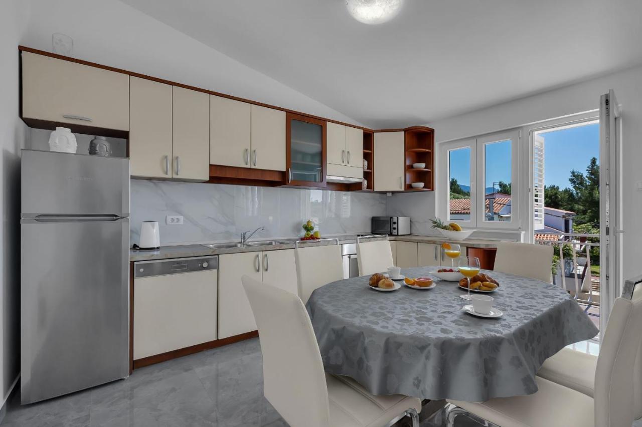 Ana Apartment Makarska Bagian luar foto